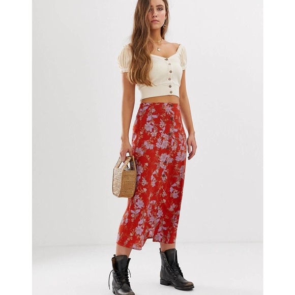 Free People Dresses & Skirts - Free People Floral Retro Love midi skirt